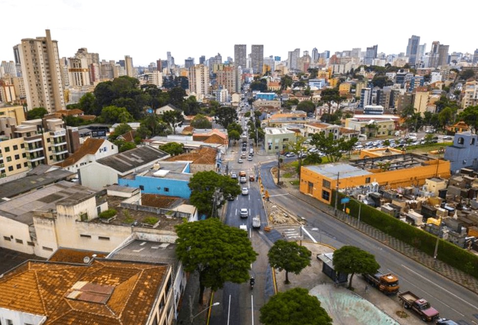 Bom Retiro, Curitiba: tradição, tranquilidade e valorização em um só bairro — Bom Retiro e a MOTA: a parceria certa para o seu próximo passo